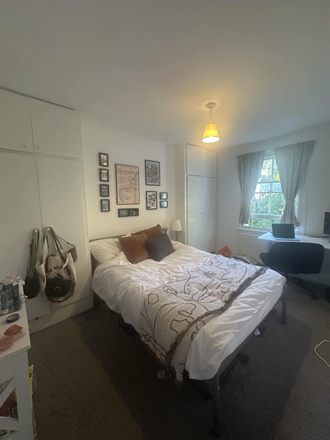 Double Room 5 min walk from Clapham North Main Photo