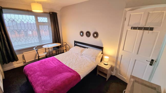 🏡 Stunning couples ensuite FLATLET available now Main Photo