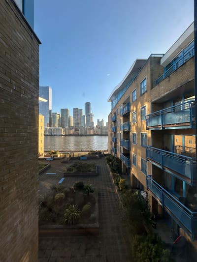 Absolutely Stunning Riverside Double Room Main Photo