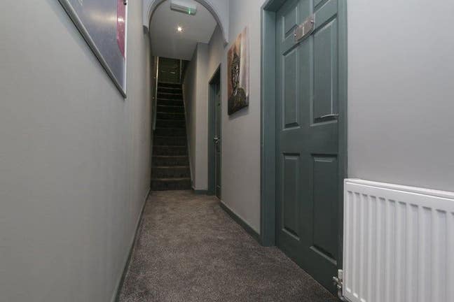 Spacious House Share in ST4  Main Photo