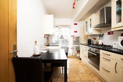Four Double Bedrooms (No Livingroom) In NW8 Main Photo