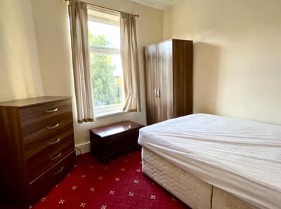 A double room in Manor Road! Main Photo