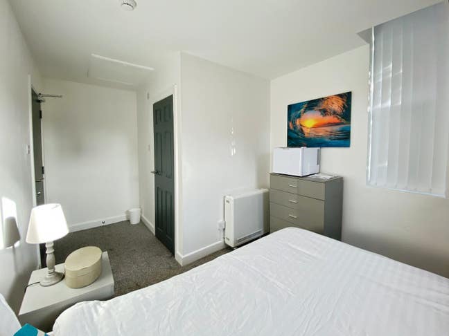 Boutique en-suite rooms close to Bootle centre Main Photo