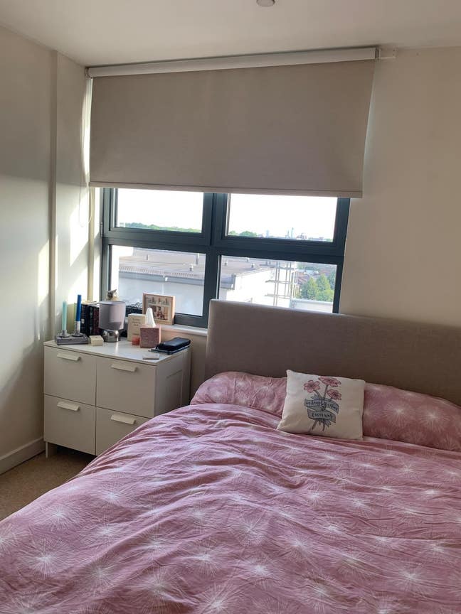 Double room in cute flat with a balcony Main Photo
