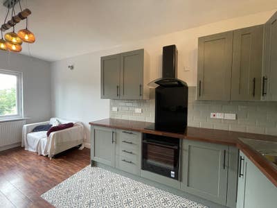    Lovely  flat  Main Photo