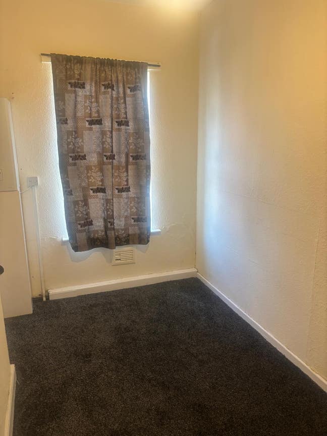 Room to rent Main Photo