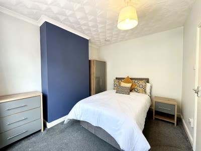 Hassle-Free Living, Double Rooms in Barnsley Main Photo