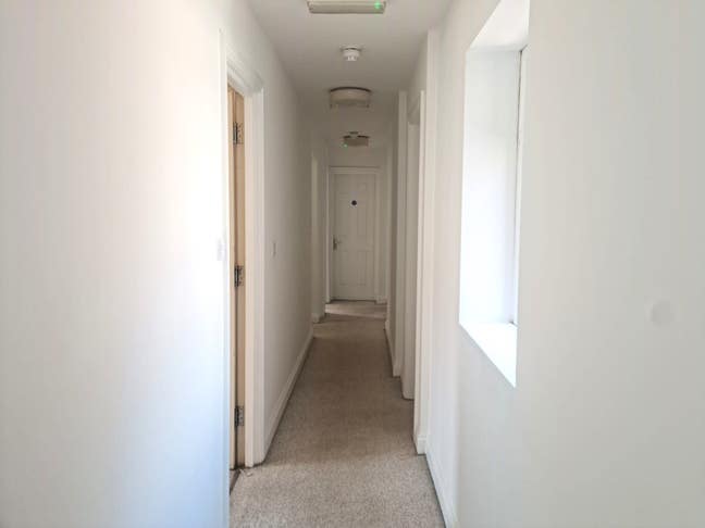 Double in available in Central Landsowne  Main Photo