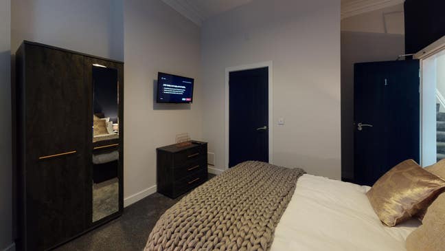✨ Premium rooms in central location Main Photo