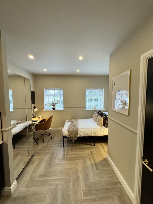 🔥 Studio -All Bills Included Kitchenette/En-Suite Main Photo