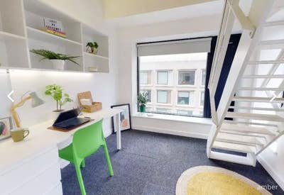 Studio Room for rent(ensuite) Main Photo