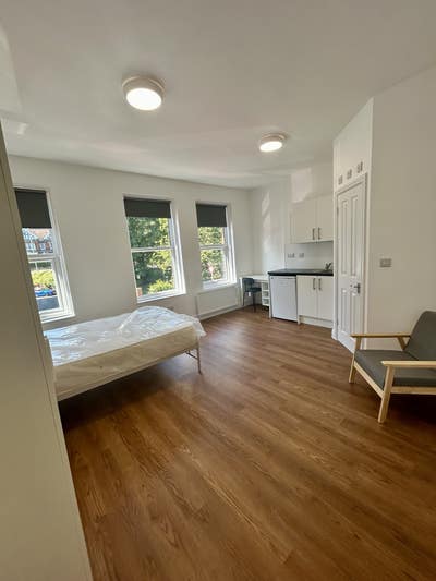 ✺ Luxury Studio-Style Ensuite Rooms ✺  Main Photo