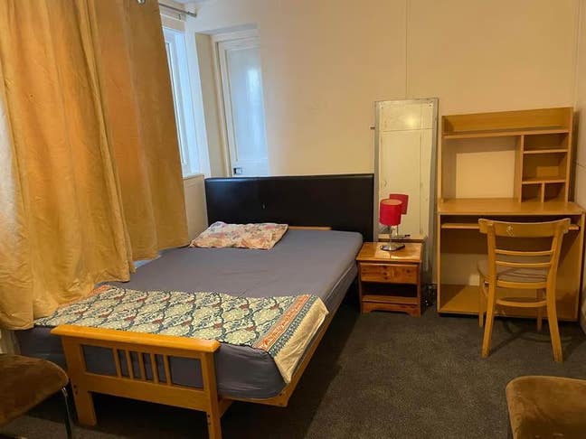 Big  Double  Room  to  Let  IN  E3 –  £725  PCM Main Photo