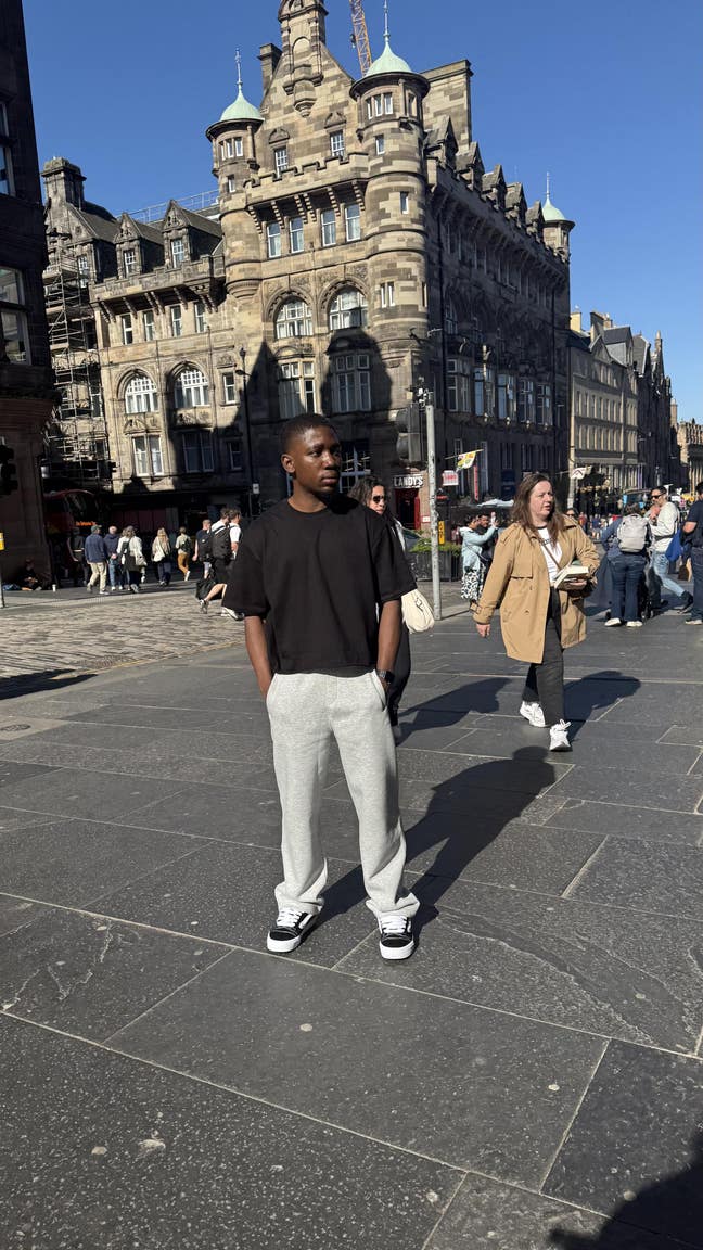 Buddy up at Edinburgh  Main Photo