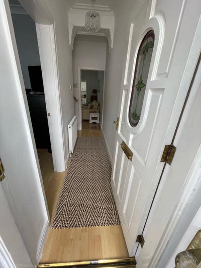 Spacious & Fully Furnished Double Room for Rent Main Photo
