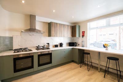 🔑 Brand New Double En-suite's Available 🏡 LE2 Main Photo