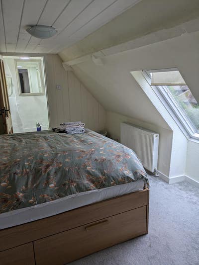 Quiet en-suite room in Cliftonville cottage  Main Photo