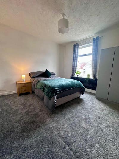 Room in a Shared House, Neachells Lane, WV11 Main Photo