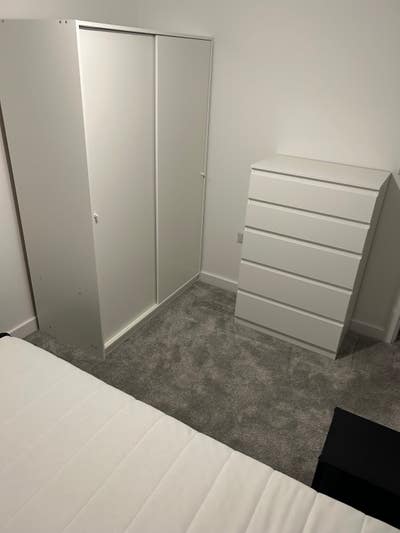 I have a double room in my house for rent. Main Photo