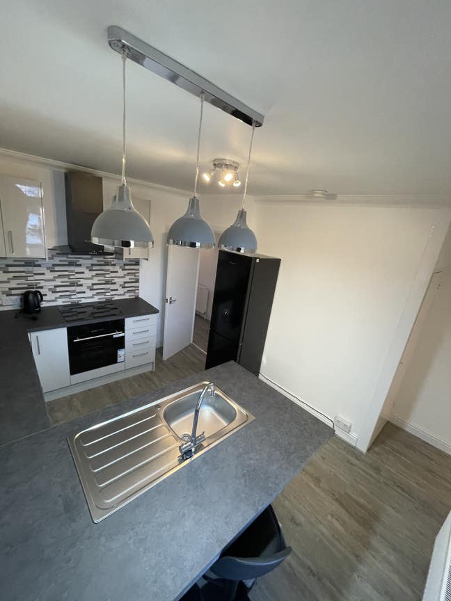 Double Bedroom in Gillingham  Main Photo