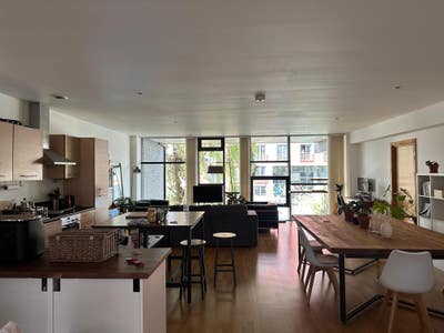 Double room in massive canal-side flat Main Photo