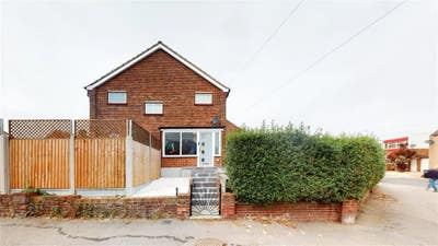  3 bed end terrace house Main Photo