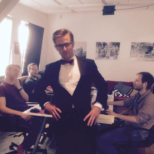Professional man, 37, seeking double room  Main Photo