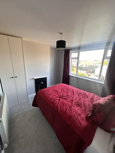 New housemate Main Photo