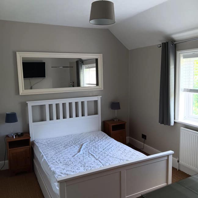 Large double room in countryside  Main Photo