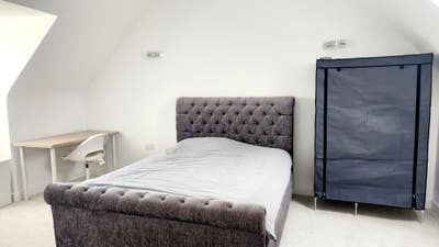 Double bedroom available for rent Main Photo