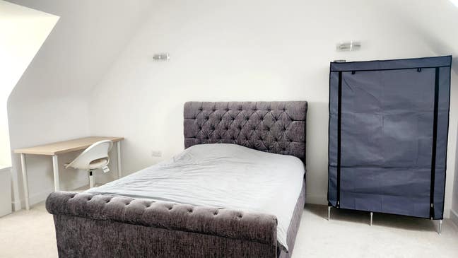 Double bedroom available for rent Main Photo