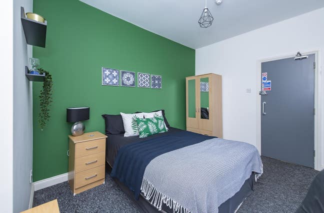 Double Rooms Between City Centre and Earlsdon Main Photo
