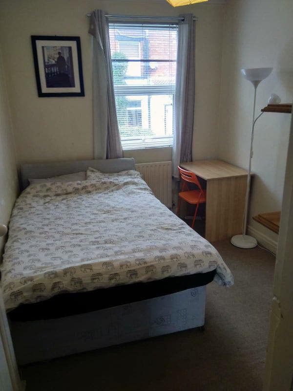 Chapel Allerton room 1st DECEMBER  Main Photo