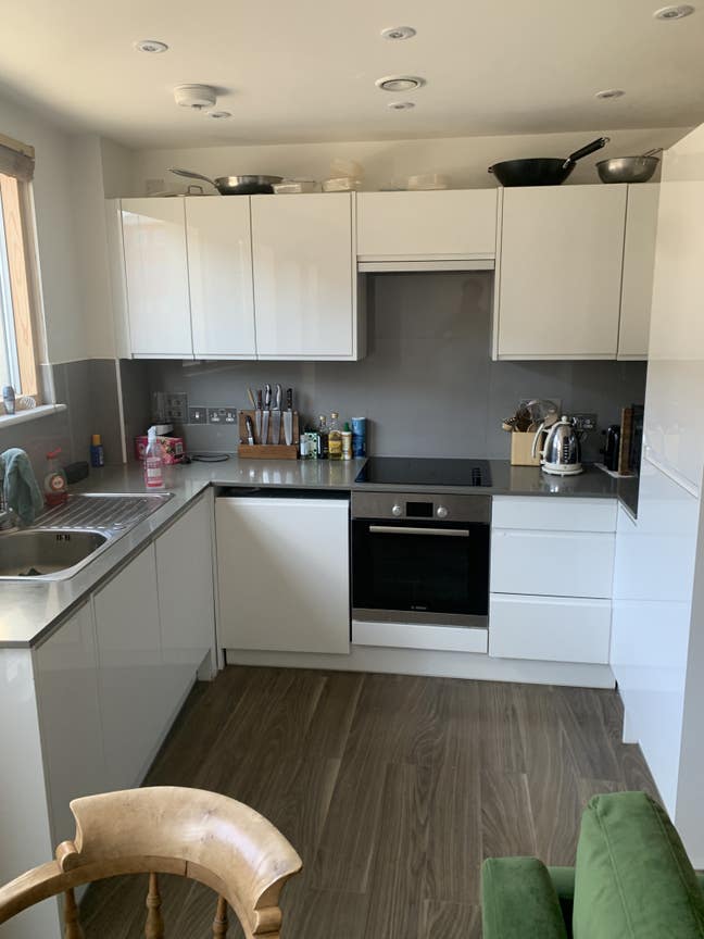 Spacious Double available in Tooting Broadway,  Main Photo