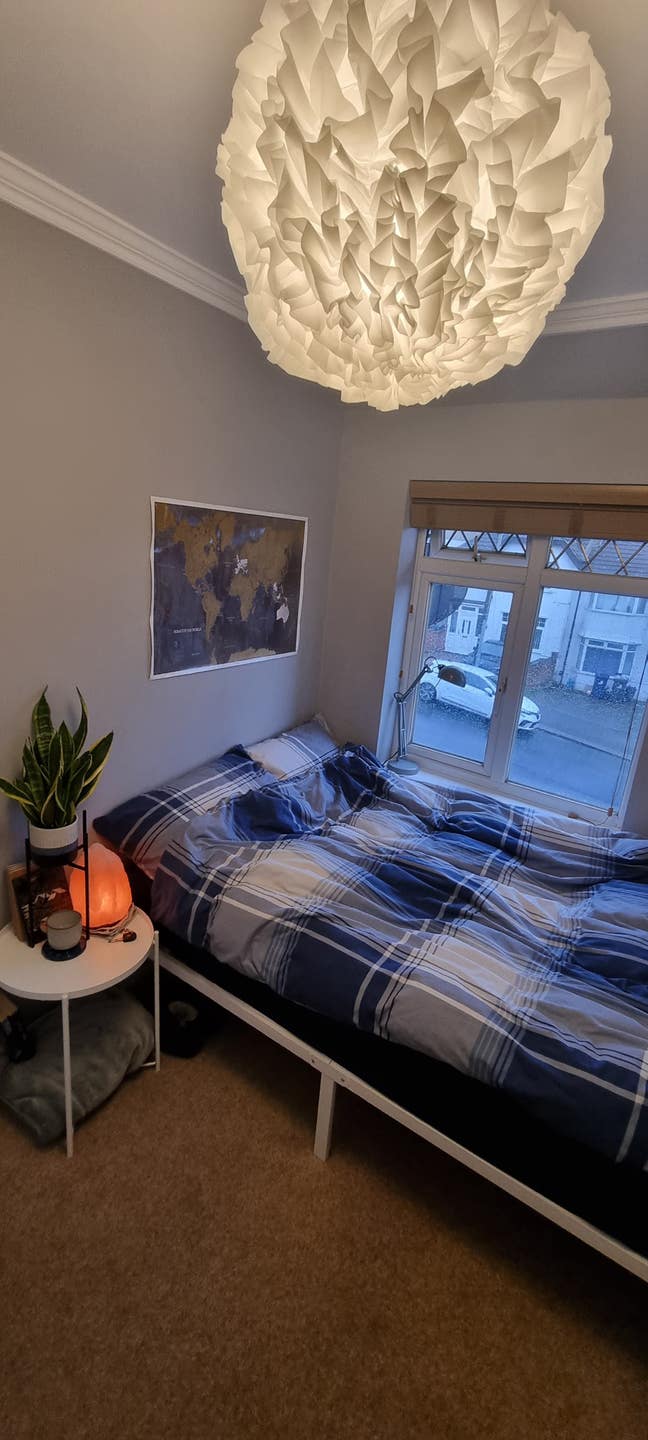 Sunny furnished modern double room in Greenford Main Photo