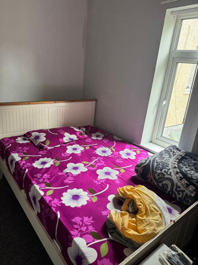 We have 3 bedroom house in Manchester m16 old Traf Main Photo