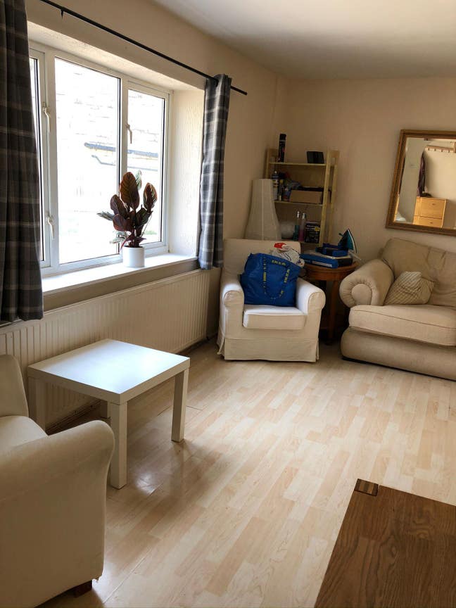 Rooms available to rent 3 Bed House Main Photo