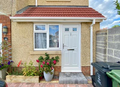 🏡Double En-Suite Kitchenette Studio, Central Main Photo