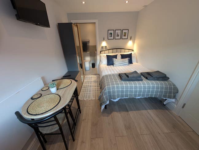 Stylish Derbyshire Studio-Annex w/driveway Parking Main Photo