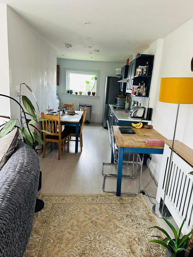 Double Bedroom with Private Bathroom Main Photo