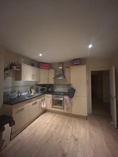 Looking for a new flatmate! Main Photo