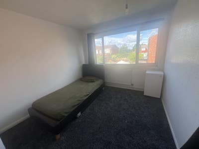 Room for rent  Main Photo