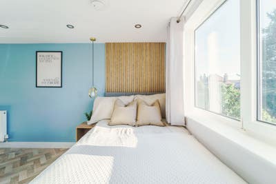 West Parade, PE3 - Room to Rent Main Photo