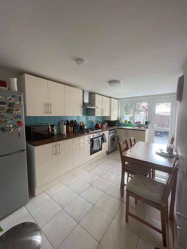 Double room in Leytonstone Main Photo