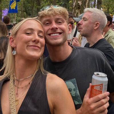 Professional Male seeks a double room Main Photo