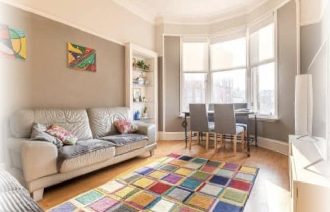 Whole house, suitable for couple. Main Photo