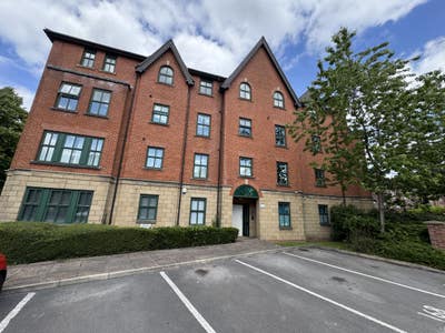 2 Bed 2 baths flat to rent Main Photo