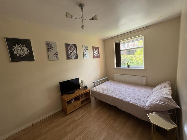  Double  room  for rent  (females preferred)
 Main Photo