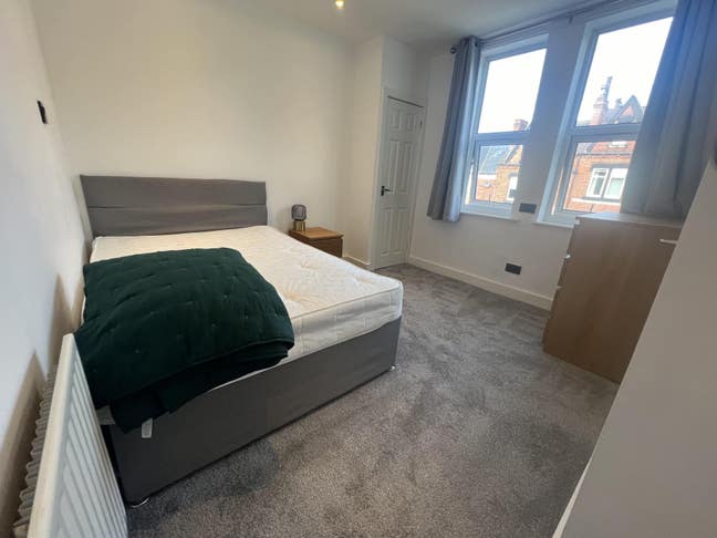🌟 En-Suite Double Bedroom 🌟  Main Photo