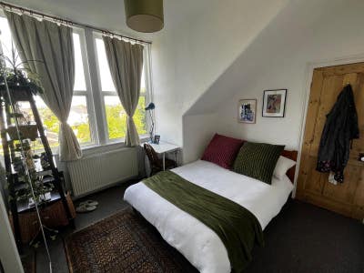 Bright Double Room Available in friendly E17 flat! Main Photo